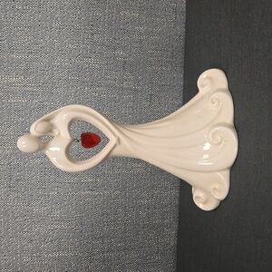 Lovers ceramic figurine with heart